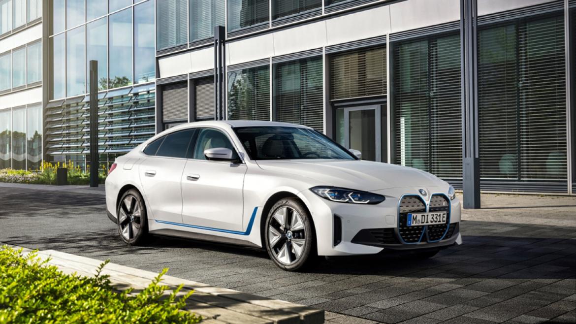 BMW 正規ディーラー 都内